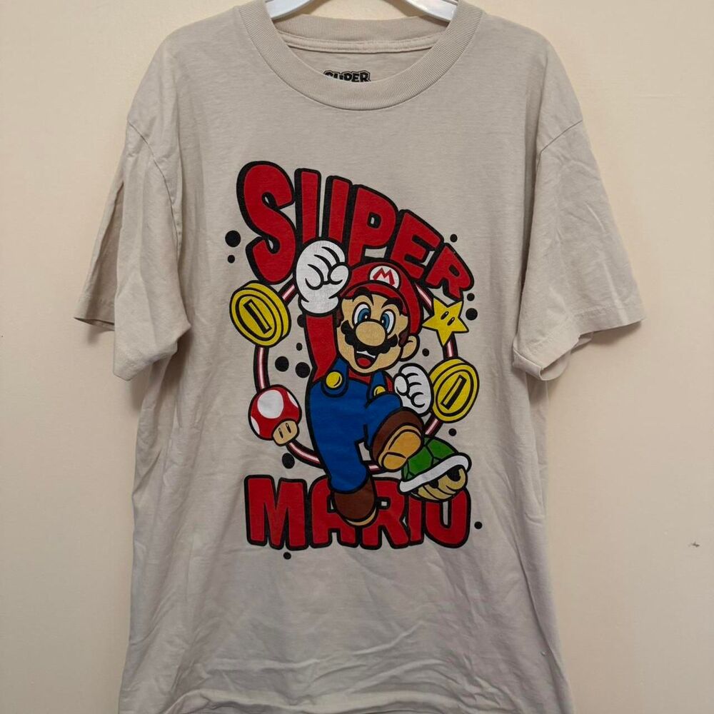 Nintendo Men's White and Cream T-shirt